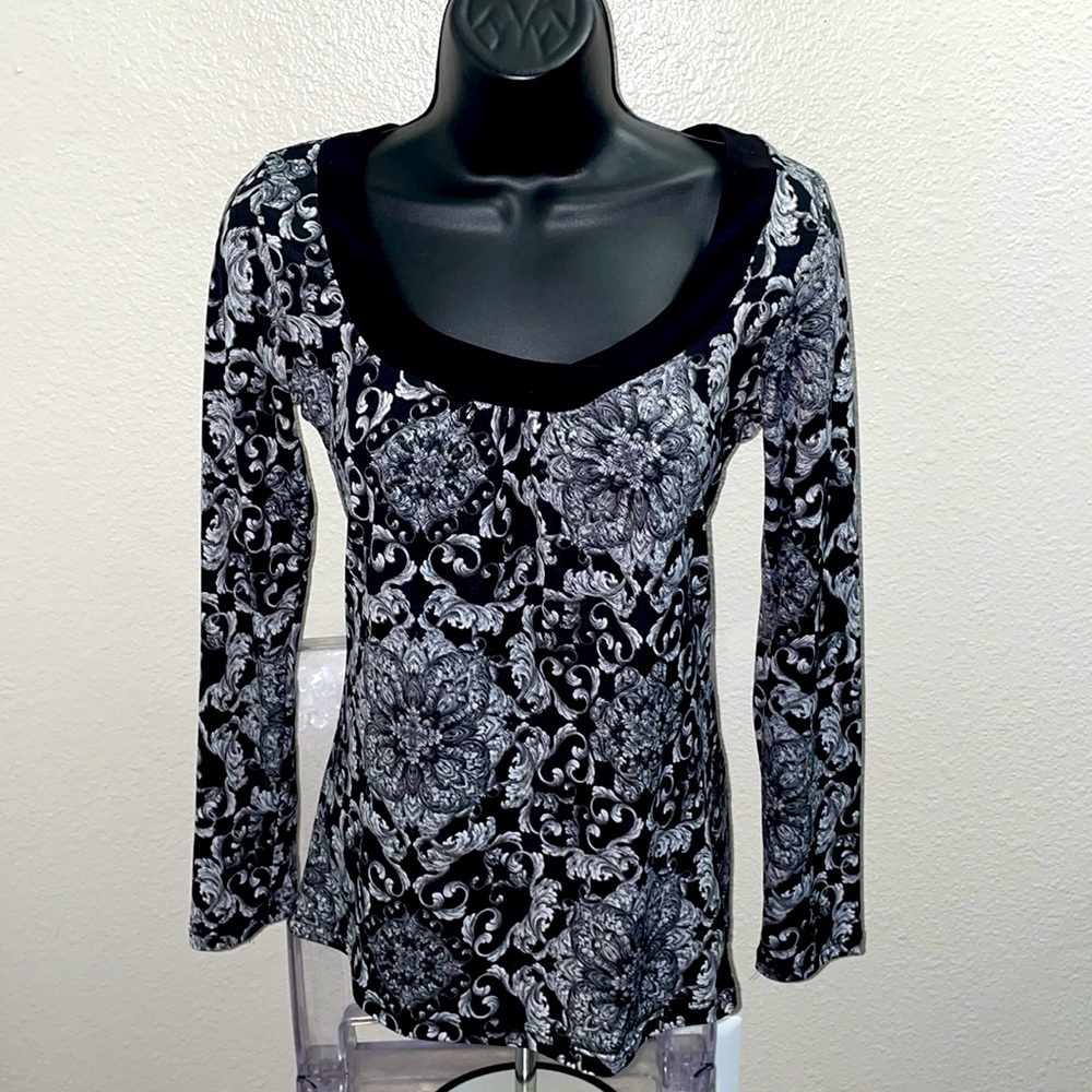 Avital long sleeve shirt small